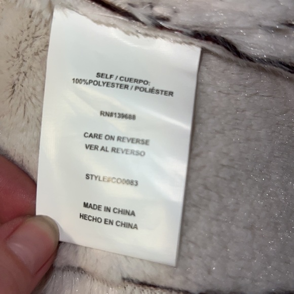 Coco + Jaimeson Vest - Picture 10 of 10